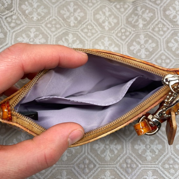 Custom dyed patent leather Coach wristlet - Tortoise shell - Picture 4 of 5